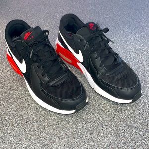 Nike air max Excee sneaker size 11.5